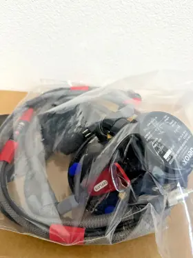 4110-725-002-02-02 Aerox 4110-725 Quick Donning High-altitude Diluter Demand Mask