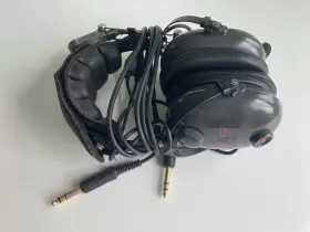 Ac-800s Avcom Av-800s Avcomm Aviation Communications Inc. Model Pilot S Plane Flight Headset