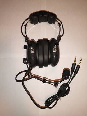 Avcomm Ac200p Pnr Aviation Headset Model