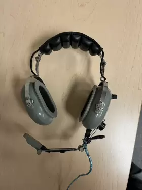 Ax-40h Avix Ax40h Headset - Used