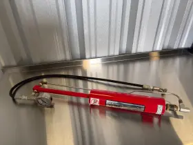 19m-15x Bogert Aviation Strut Pump