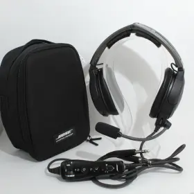Bose 017817704168 Good A20 Bluetooth Anr Aviation Headset Dual Ga Plug Bundle With Case