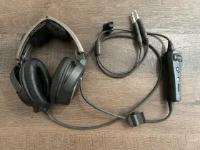 07040896 Bose A20 Aviation Headset With Bluetooth And Dual Plug Cable Black