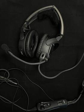 Bose 200616 A20 Aviation Headset Model Non-bluetooth With Storage Bag And Aux