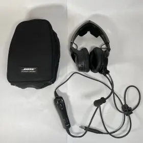 324843-w040 Bose A20 Aviation Headset No Bluetooth Single Plug U-174 Black With Case