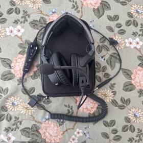 Bose 327070-t030 A20 Aviation Headset With U174 Plug Coiled Cable Bluetooth And Soft Case