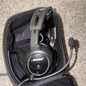 Bose 328423-2020 A20 Aviation Headset Dual Ga Plug With Bluetooth Soft Case Thu010818