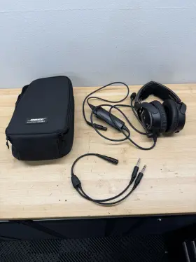 416417 Bose A20 Aviation Headset. Single Plug Lemo With Ga 2 Adapter. Anc