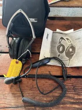Ahx-05 Bose Aviation Headset X Model - Needs New Ear Foam