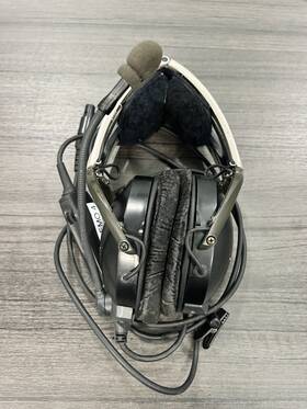 Bose Ahx-33-01 X Aviation A10 Lemo Plug Pilot Headset