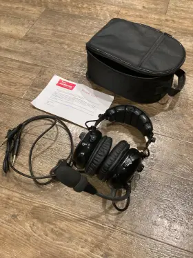 J473225 Cadence Aviation Wired Headset With Carry Case Airplane Helicopter