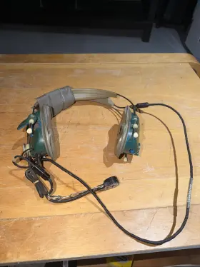 649-0111 Carter Engineering Vintage Pilot Aviation Headset With Boom Microphone And Plug