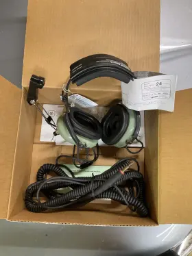12304g-04 David Clark H3335 Ground Support Headset - Brand New In The Box Pushback Deice