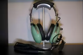 12304g-05 David Clark H3332 - Aviation Headset Slim