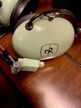 125076-18 David Clark Model H10-40 Aviator Head Set With M-4 Microphone