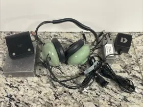 18315g-01 David Clark Model Pilot Headset With M-87/aic Microphone