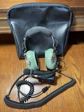 David Clark 40726g-05 H10-56hx Aviation Headset With Microphone Pre-owned Untested