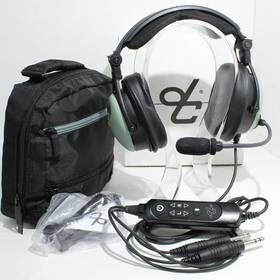 David Clark 718117870699 Excellent Dc One-x Noise Cancelling Headset Bundle / Case