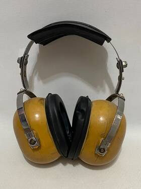 David Clark H3392 Vintage Silencio Flight Deck Usn-86 Protection Headphones