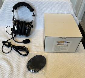 Flight Line Fl-hs-60b Aviation Headset By Line. Brand New In Original Box