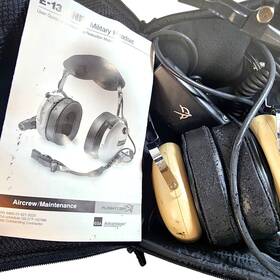 Flightcom E13-anr Vintage E-13 Anr Military Headset With Case And Manual