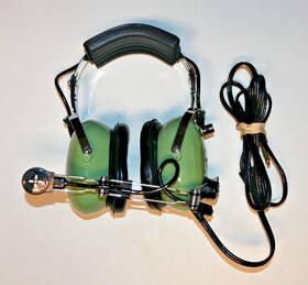 Flightcom H1050 David Clark H10-50 Aviation Headset With Noise Attenuating Microphone Pre-owned