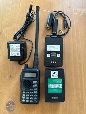 Icom 02716 Ic-a5 Handheld Aviation Transceiver