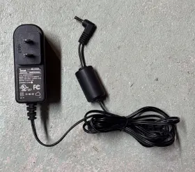 Ic-bc-167sa Icom Bc-167sa Original 110v Wall Charger For A24/a6 A23/a5 A4 Transceivers