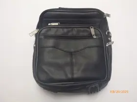 2025-0220-02 Itek Aviation Headset And Flight Bag - Premium Quality Leather