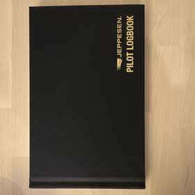 Jeppesen 1001315 Pilot Logbook