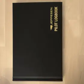 1001315 Jeppesen Pilot Logbook