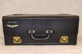 Jeppesen Fc-104 Vintage Pilots Leather Flight Case Vgc