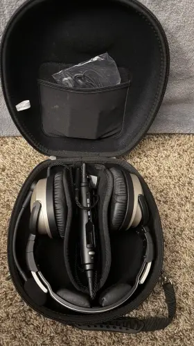 X001yf3swx Lightspeed Headset Zulu 3 Dual Ga Plugs Unisex Aviation Headset- Never Used