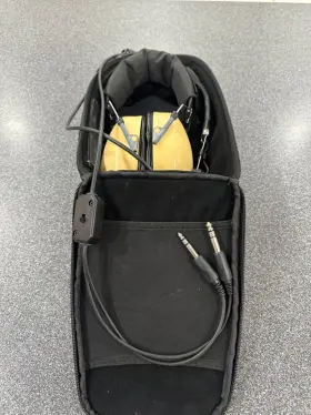 026653 Peltor Inc Used 7004 General Aviation Headset With Boses Carry Bag