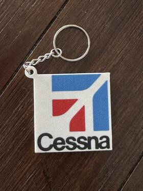 Pilotlights.net Cessna01 Cessna Aircraft Logo Keychain For Pilots Owners 150 152 172 180 182 210