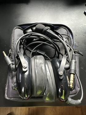 Rugged Ridge 37281830 Headset Aviation