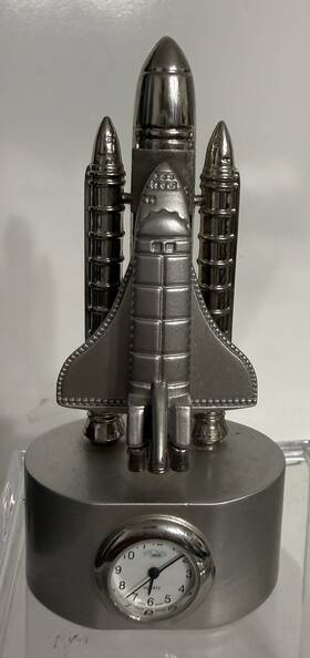 Sanis Enterprises Napx535 / Space Shuttle Metal Desk Clock Silver/ 4.5 In Tall