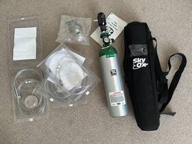 Sky Ox Sk12-15 Portable Aircraft Oxygen System Like New 4-place 15 Cuft Complete