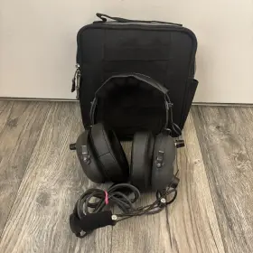 0102 Softcomm Aviation Headset Black With Microphone Bag
