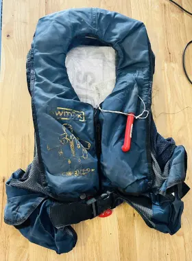 S7200-4 Switlik Life Vest