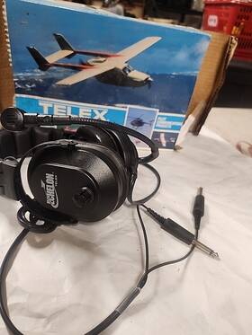 Telex 300535-000 Echelon Aviation Headset Dual Plug