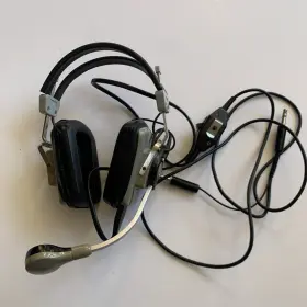 Cm-1210 Telex Headset. Parts Only. Non-functioning
