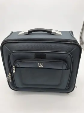 Crew-8 Travelpro Crew 8 Rolling Carry On Pilot Flight Case Business Luggage Crew-8 Travelpro Crew 8 Rolling Carry On Pilot Flight Case Business Luggage
