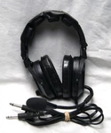 Telex Echelon Aviation Headphones W/ Microphone Headset Dual Plug Untested Used. Price: $44.99.