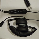 David Clark PRO-X2 Hybrid Electronic Noise-cancelling Aviation Headset Used. Price: $550.00.