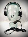 Telex Airman 850 Aviation Headset - Dual Plug Read! New. Price: $400.00.
