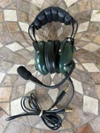 Avcomm General Aviation Pilot Headset Model No. AC-900PNR Green Used. Price: $49.00.