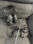 Pilot Avionics PA11-40 Aviation Headset Used. Price: $29.99.