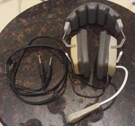 Telex D-950 Aviation Headset Used. Price: $19.99.