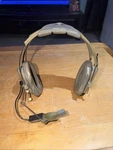 Vintage Carter Engineering Pilot Aviation Headset W/ Boom Microphone & Plug Used. Price: $39.95.
